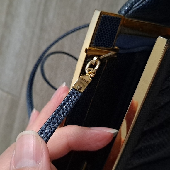 Vintage Judith Leiber bag - Picture 10 of 16